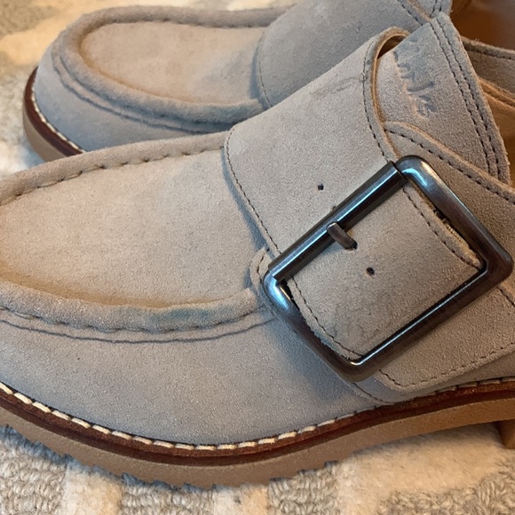 Clarks sz 6 - Picture 10 of 12